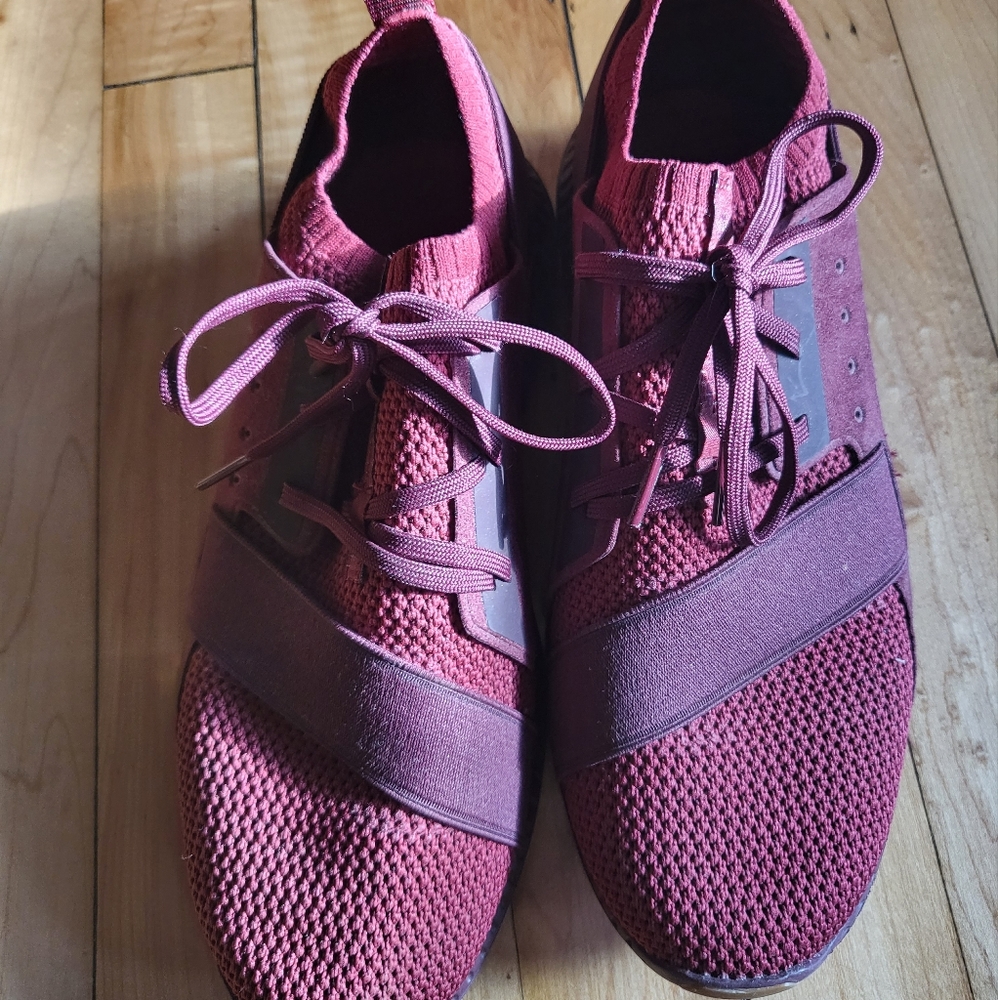 Running shoes
